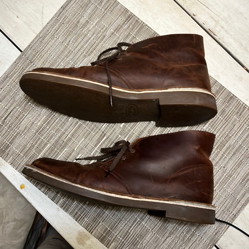 Men’s leather Clark’s desert boots
